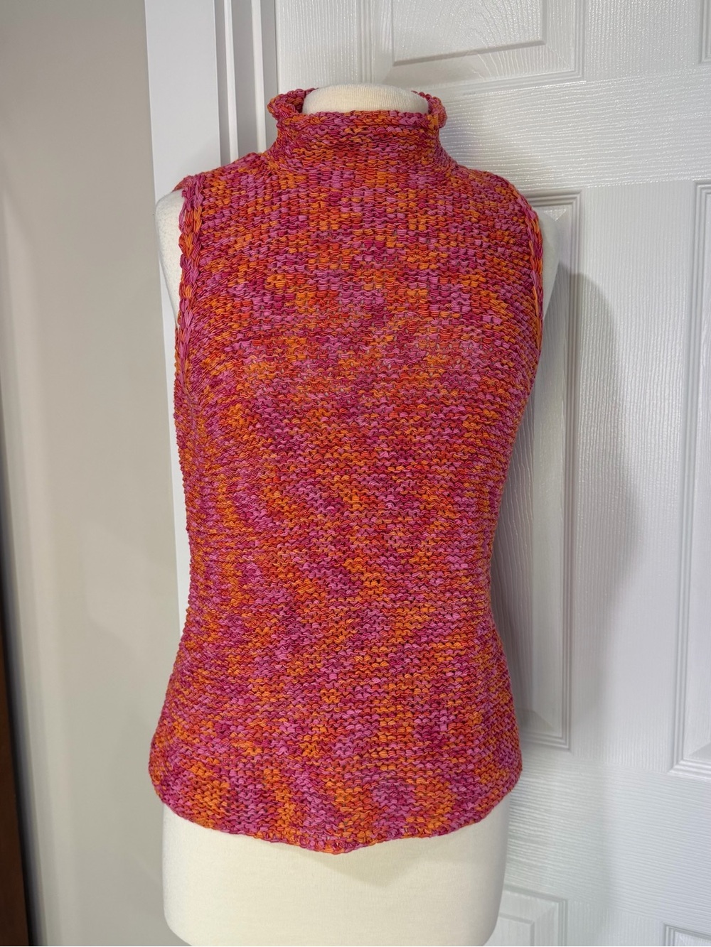 Liz Claiborne Sleeveless Turtleneck Sweater - Pink & Orange